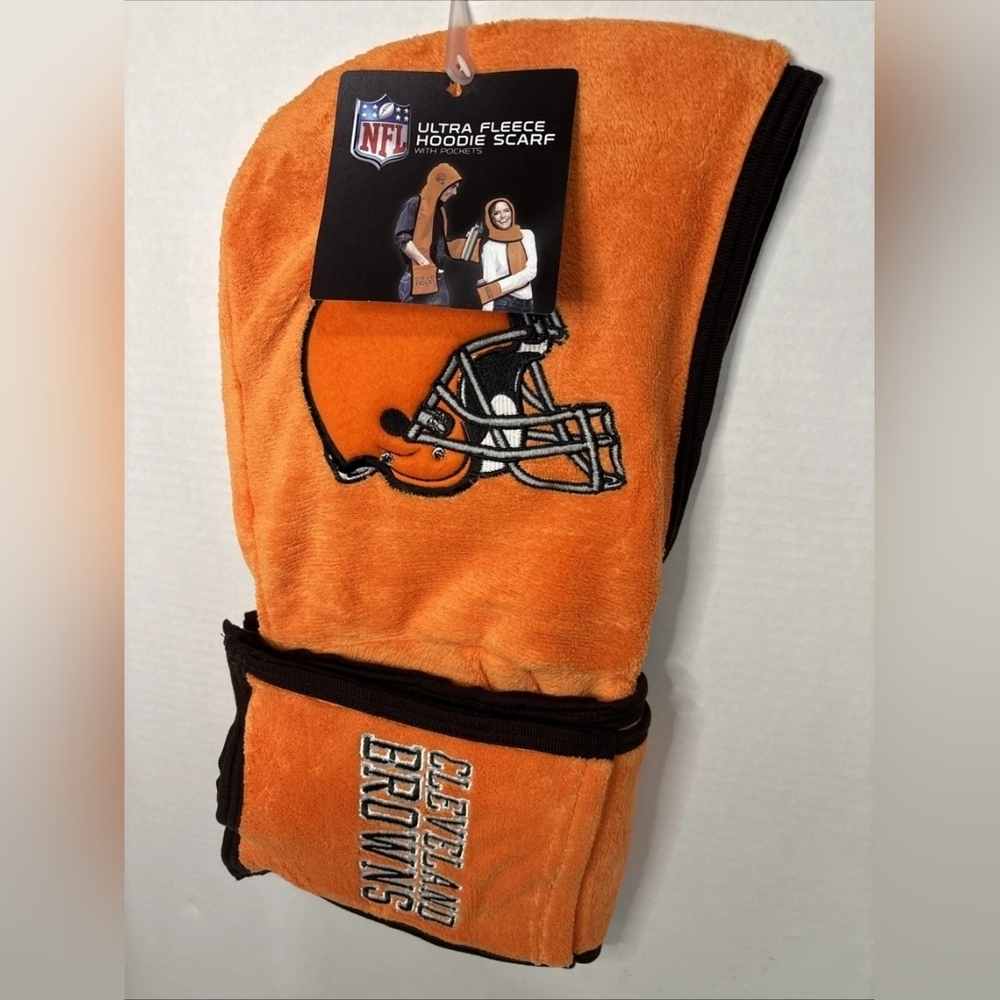 NFL Cleveland Browns ULTRA FLEECE HOODIE SCARF W/ POCKETS NEW 🏈